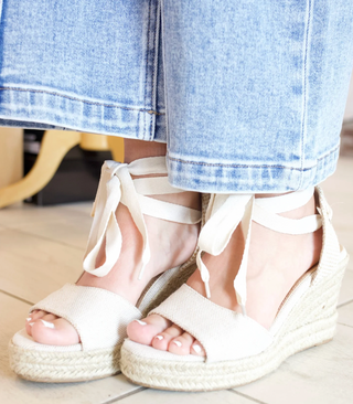 The Sandy Shore Wedge