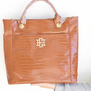 Kinzley Tote Saddle